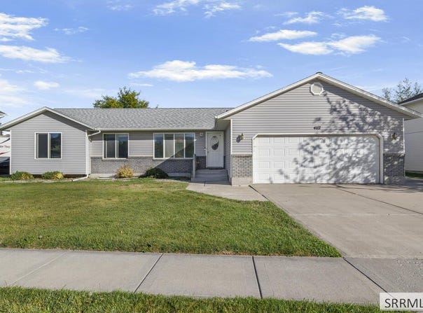 4117 E Morning Mist Drive, Ammon, ID 83406