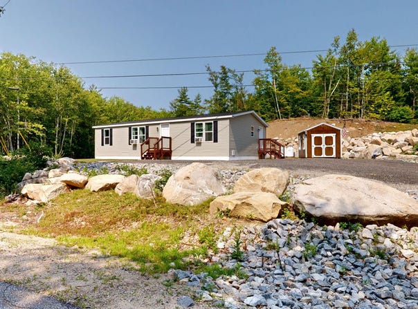 83 Yagger Road, Norway, ME 04268