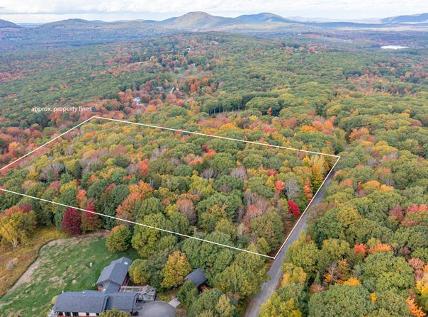 94 Dodge Mountain Road, Rockland, ME 04841