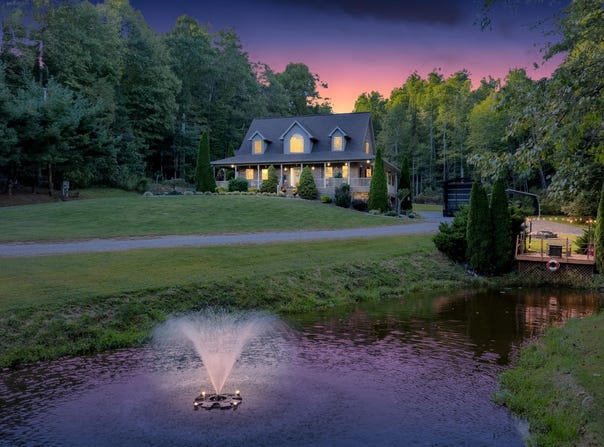 500 Piney Grove Road, Hampton, TN 37658