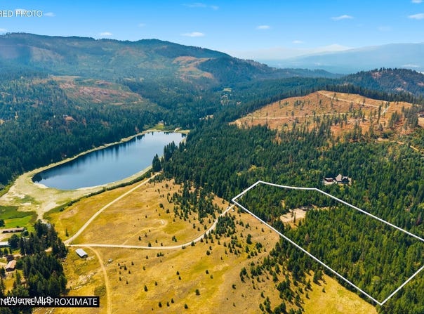 219 Sanctuary Hills, Sagle, ID 83860