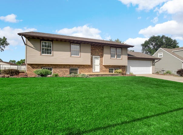 5724 W 177th Avenue, Lowell, IN 46356