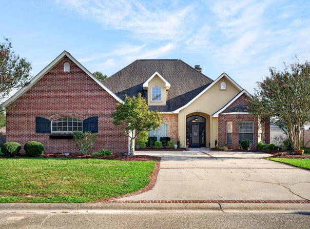 512 Pemberton Place, Picayune, MS 39466
