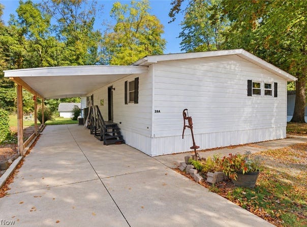 240 N Millborne Road, Orrville, OH 44667