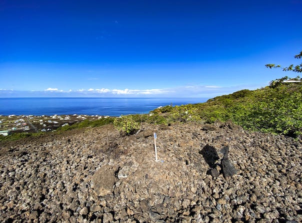 MILOLII RD, Captain Cook, HI 96704