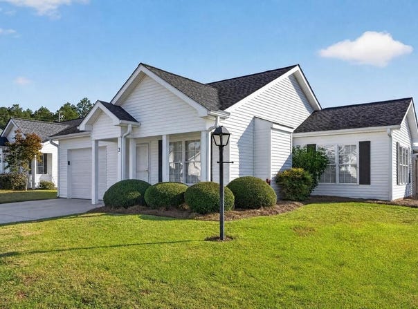 2 Baldwin Place SE, Moultrie, GA 31788