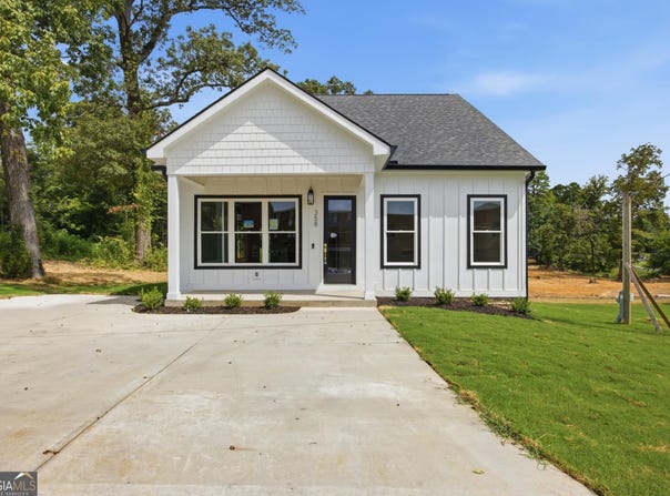 358 Thomas Road, Fort Oglethorpe, GA 30742