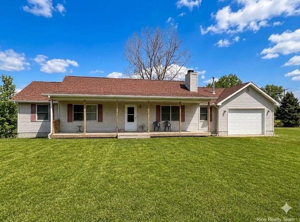 5655 Pingree Road, Howell, MI 48843