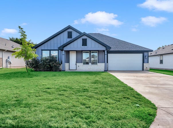 449 Dove Trail, Bertram, TX 78605