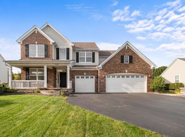 308 Comstock Drive, Elgin, IL 60124