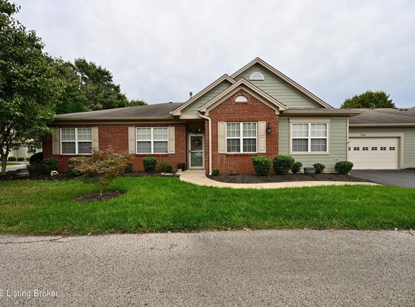 5020 Cotehele Pl, Louisville, KY 40241