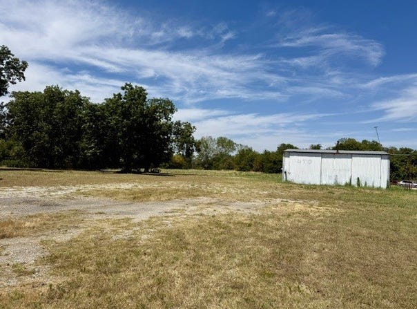 1104 Oneal Street, Commerce, TX 75428