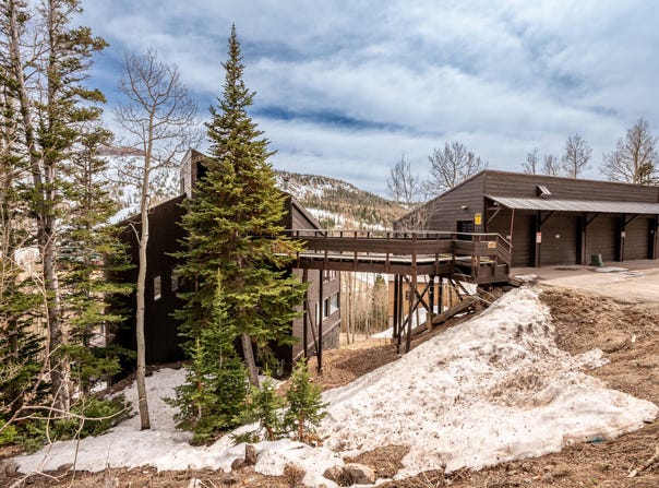 361 W Pinehurst Dr, Brian Head, UT 84719