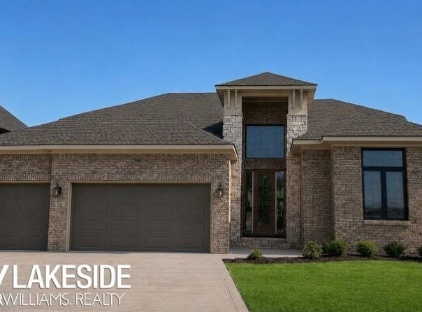 18842 Via Firenze Drive, Macomb, MI 48044