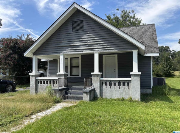 207 S DAVIS AVENUE, SYLACAUGA, AL 35150