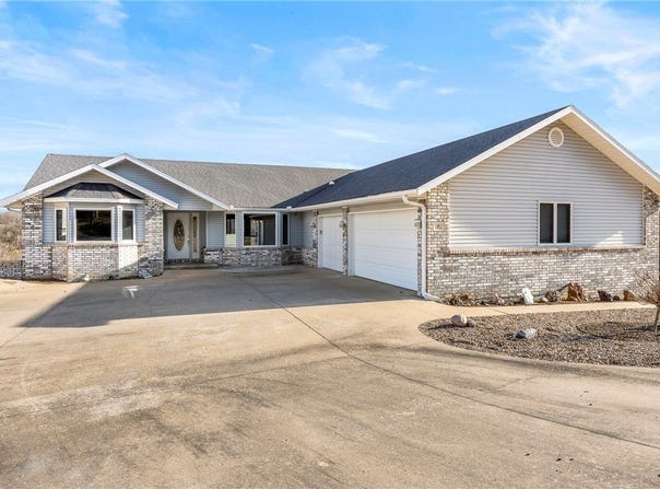 10 Oniell Drive, Bella Vista, AR 72715