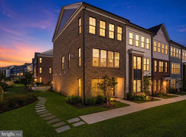 13770 KAHAWAI Drive, WOODBRIDGE, VA 22191