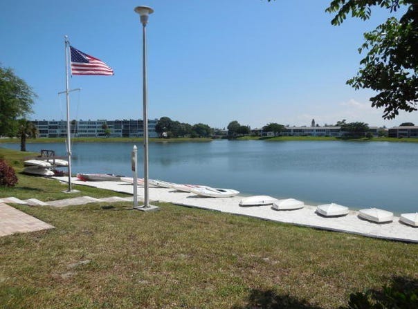 381 WINDSOR Q, West Palm Beach, FL 33417