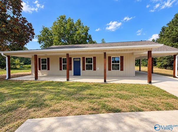515 County Road 65, Centre, AL 35960