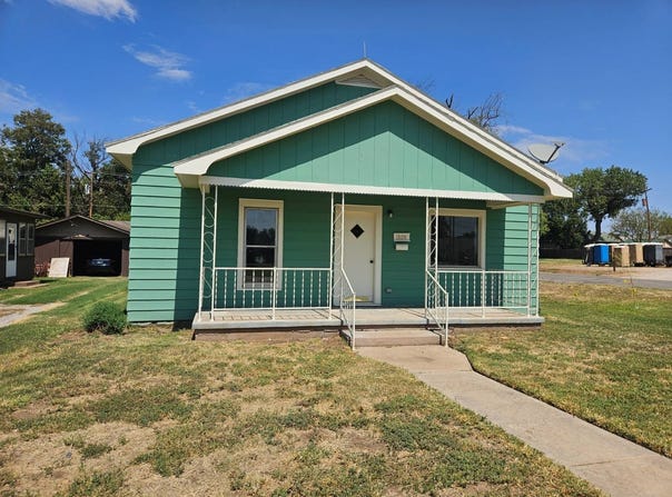 328 Main, Kiowa, KS 67070