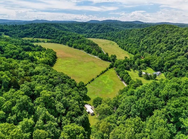 278 Aaron Pennington Lane, Celina, TN 38551
