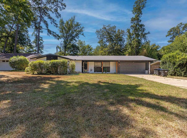 1206 Jonqul Dr., Longview, TX 75601