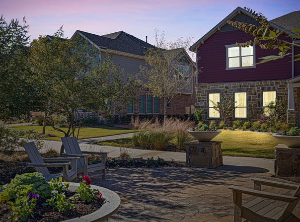 4335 Fall Blossom Drive, Arlington, TX 76005