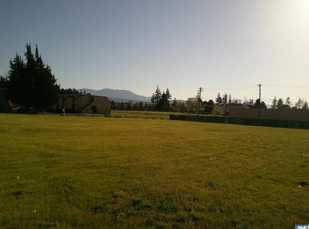 W Maple Street, Sequim, WA 98382