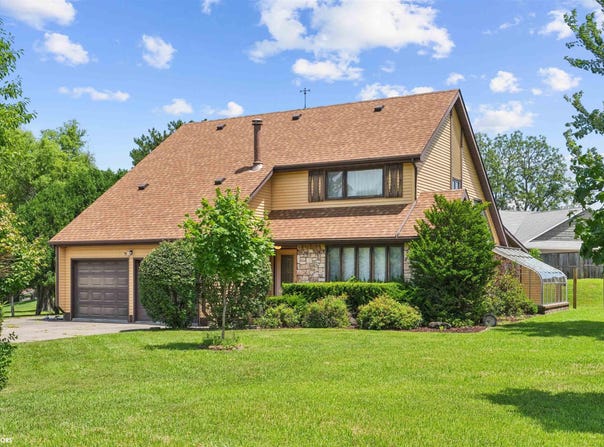 3112 Crystal Drive, Burlington, IA 52601