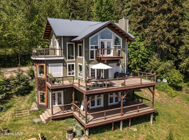181 Spring View Lane, Sagle, ID 83860