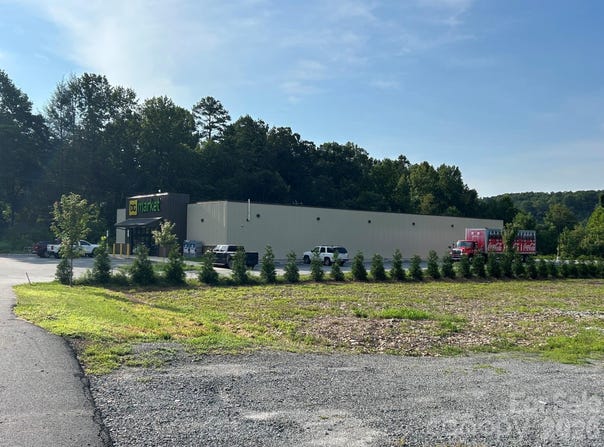 4450 US 70 Highway E, Marion, NC 28752
