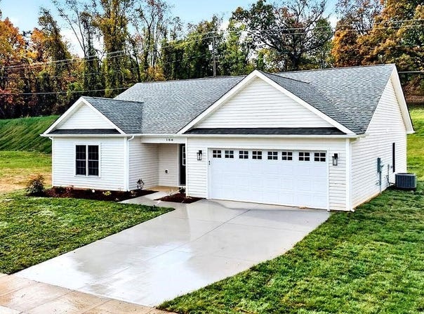 108 BROOK GLEN LN, STAUNTON, VA 24401