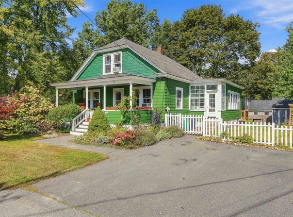49 Fairmount Street, Nashua, NH 03064
