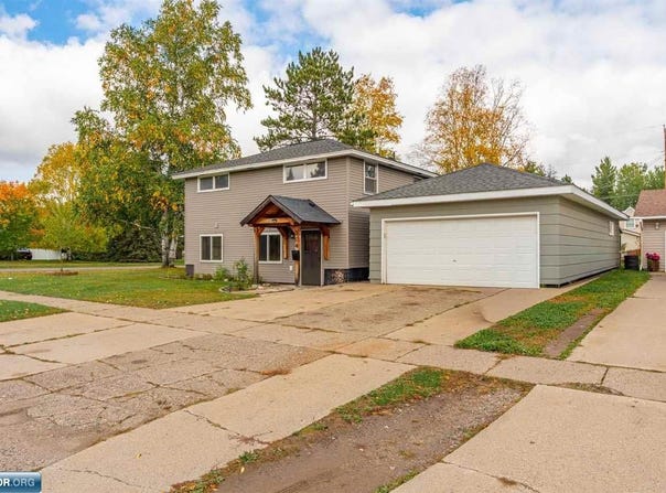 104 South Dr, Babbitt, MN 55706