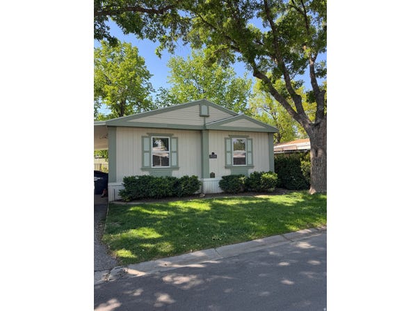 244 E PAN AMERICAN E, Murray, UT 84107