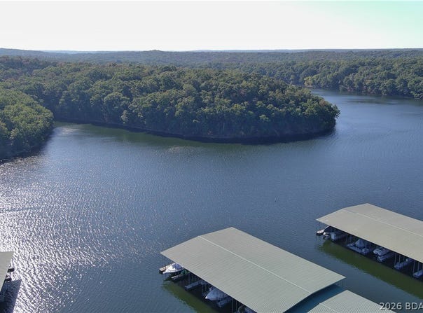 4800 Eagleview Drive, Osage Beach, MO 65065