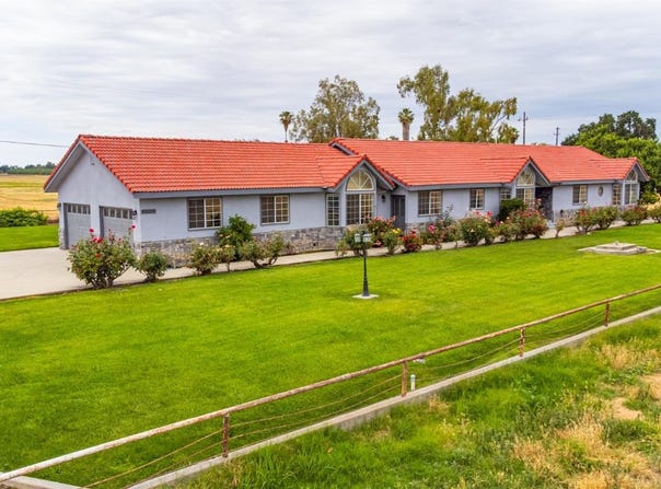 9200 Highway 41, Lemoore, CA 93245