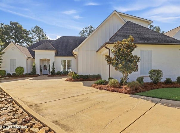 148 Greenway Lane, Madison, MS 39110
