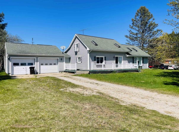 4344 E Mapleridge 37th Road, Rock, MI 49880