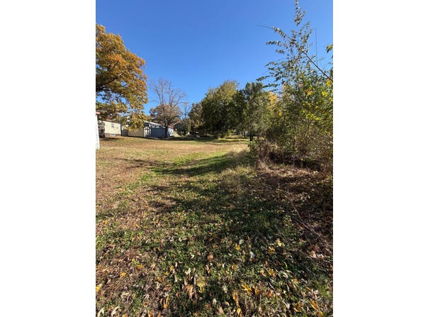 1017 9th St, Corning, IA 50841