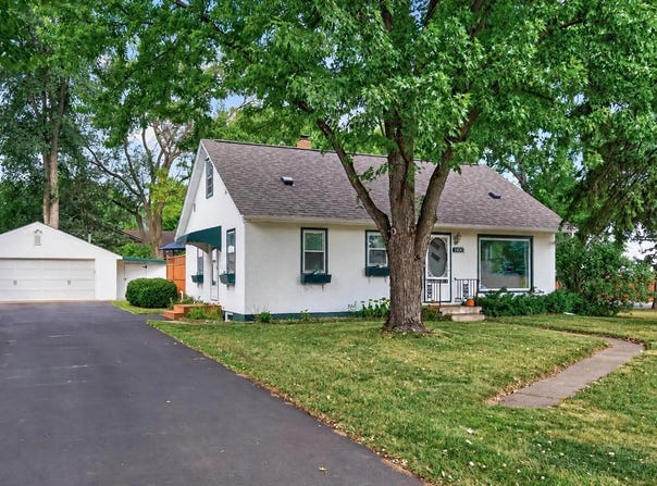 1100 Cartway Road, Champlin, MN 55316