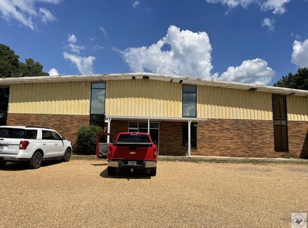 1122 E HWY 82, Stamps, AR 71860