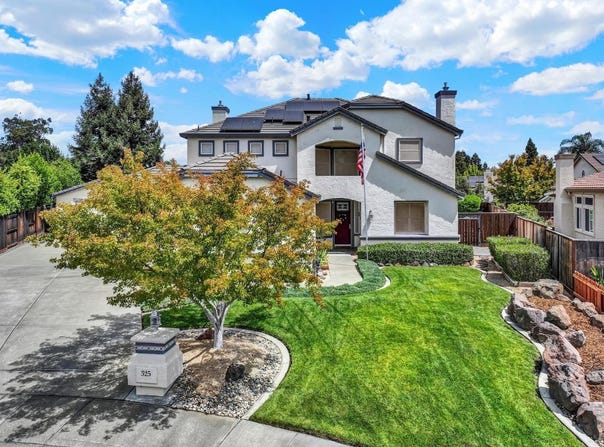 325 Stoneridge Circle, Vacaville, CA 95687