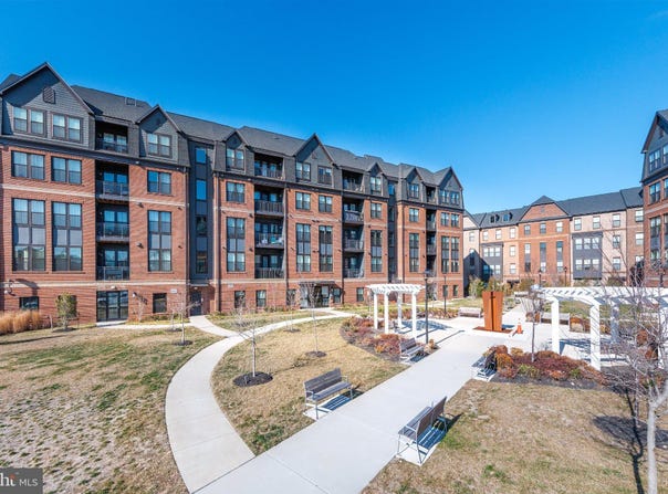 3925 FAIR RIDGE Drive, FAIRFAX, VA 22033