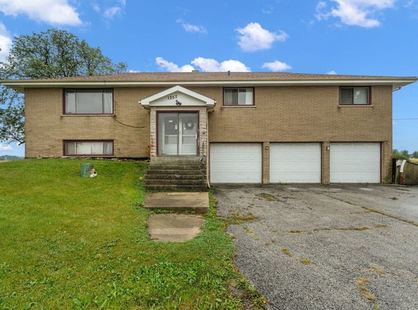 1257 E Exchange Street, Crete, IL 60417
