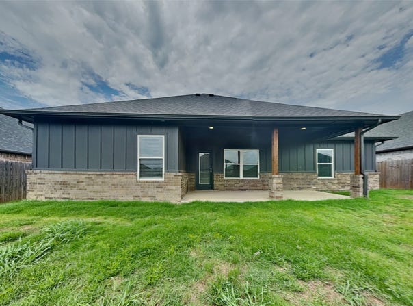 2902 Orchid Drive, Sherman, TX 75092