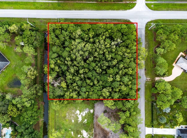 88th Road N, Loxahatchee, FL 33470