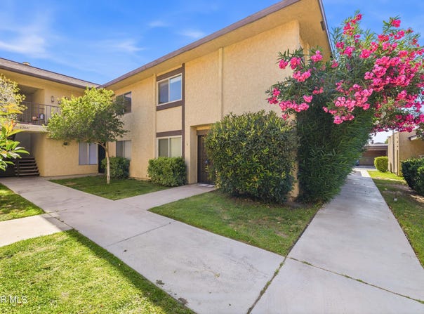 42841 15th Street, Lancaster, CA 93534