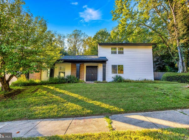 8715 BASKERVILLE Place, UPPER MARLBORO, MD 20772