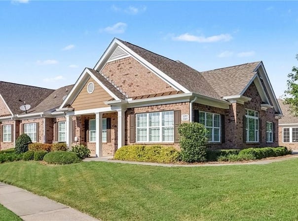 3341 Lindenridge Drive, Buford, GA 30519